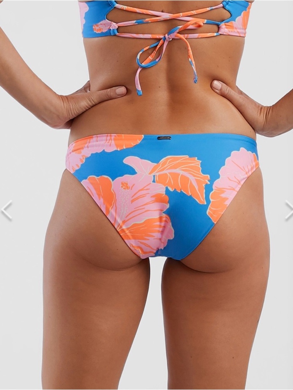 Maaji Reversible Bikini Swimsuit Set NWT - Picture 3 of 16